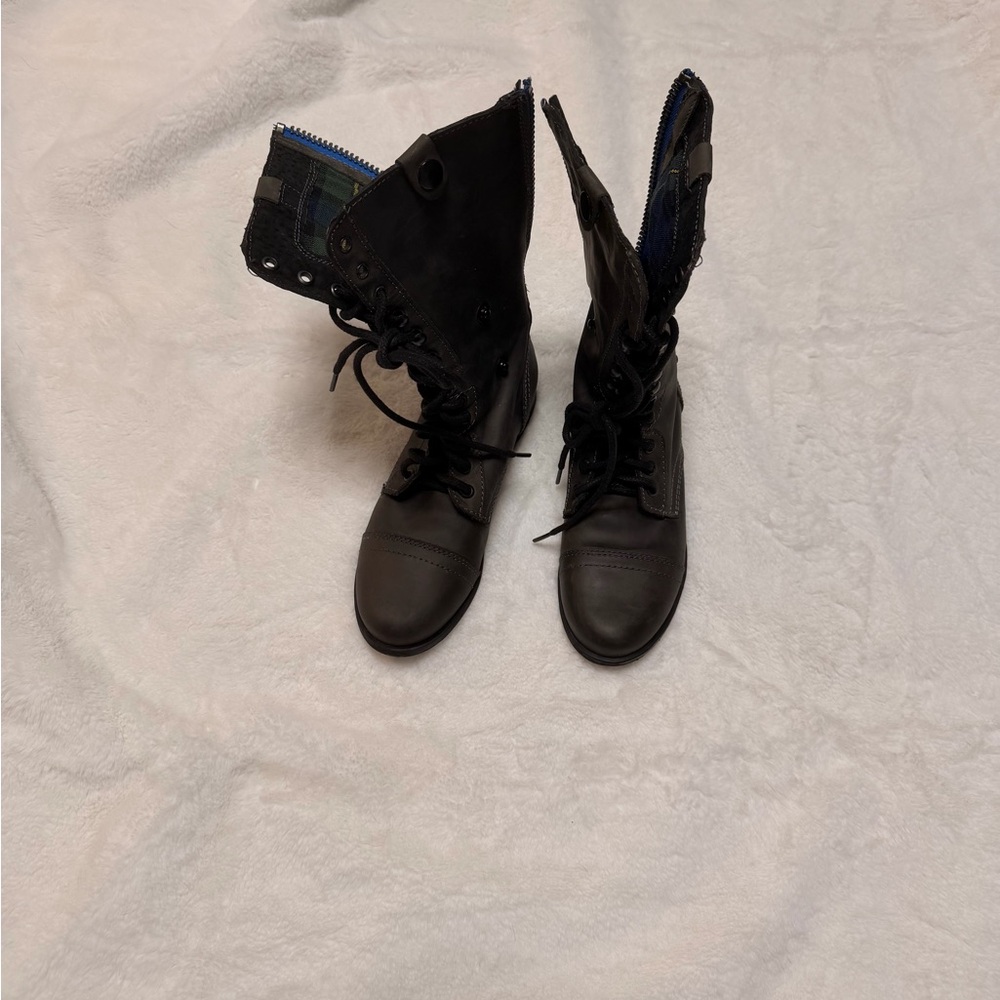 Steve Madden Chevie Combat Boots Charcoal Leather Plaid Zip | 6.5 Edgy Utility